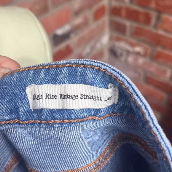 Jessica Simpson High Rise Vintage Straight Leg size 12/31 - Picture 5 of 7